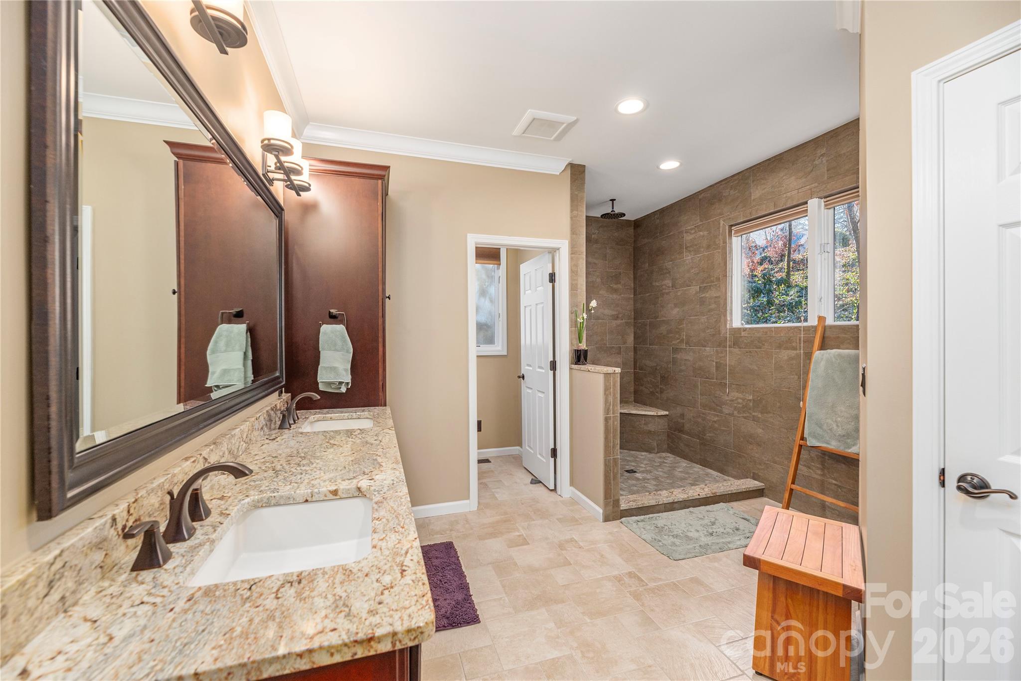 35 Hillcreek Drive Asheville NC 28804