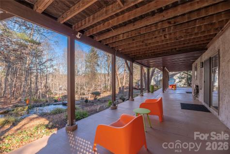 35 Hillcreek Drive Asheville NC 28804