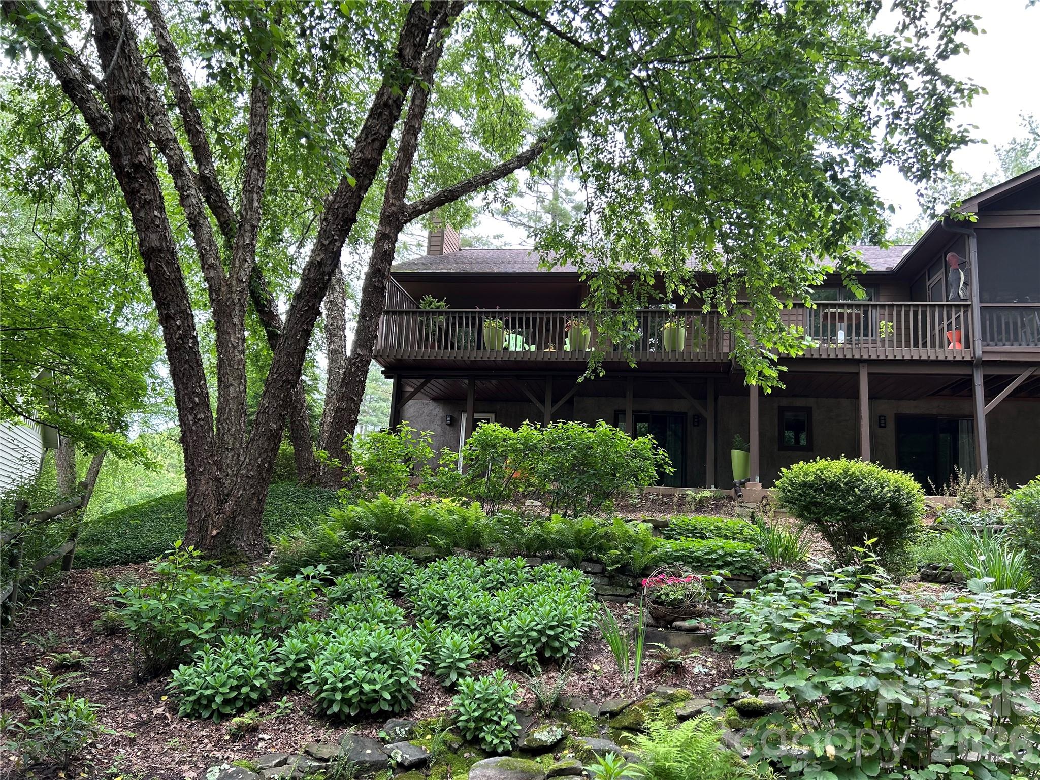 35 Hillcreek Drive Asheville NC 28804