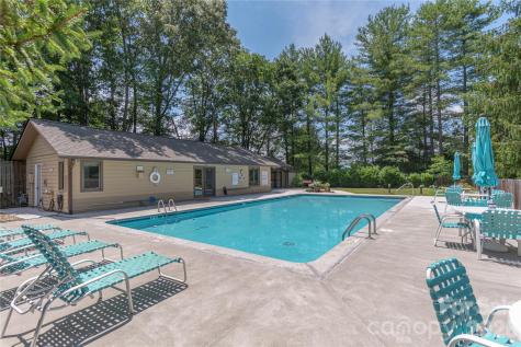 35 Hillcreek Drive Asheville NC 28804