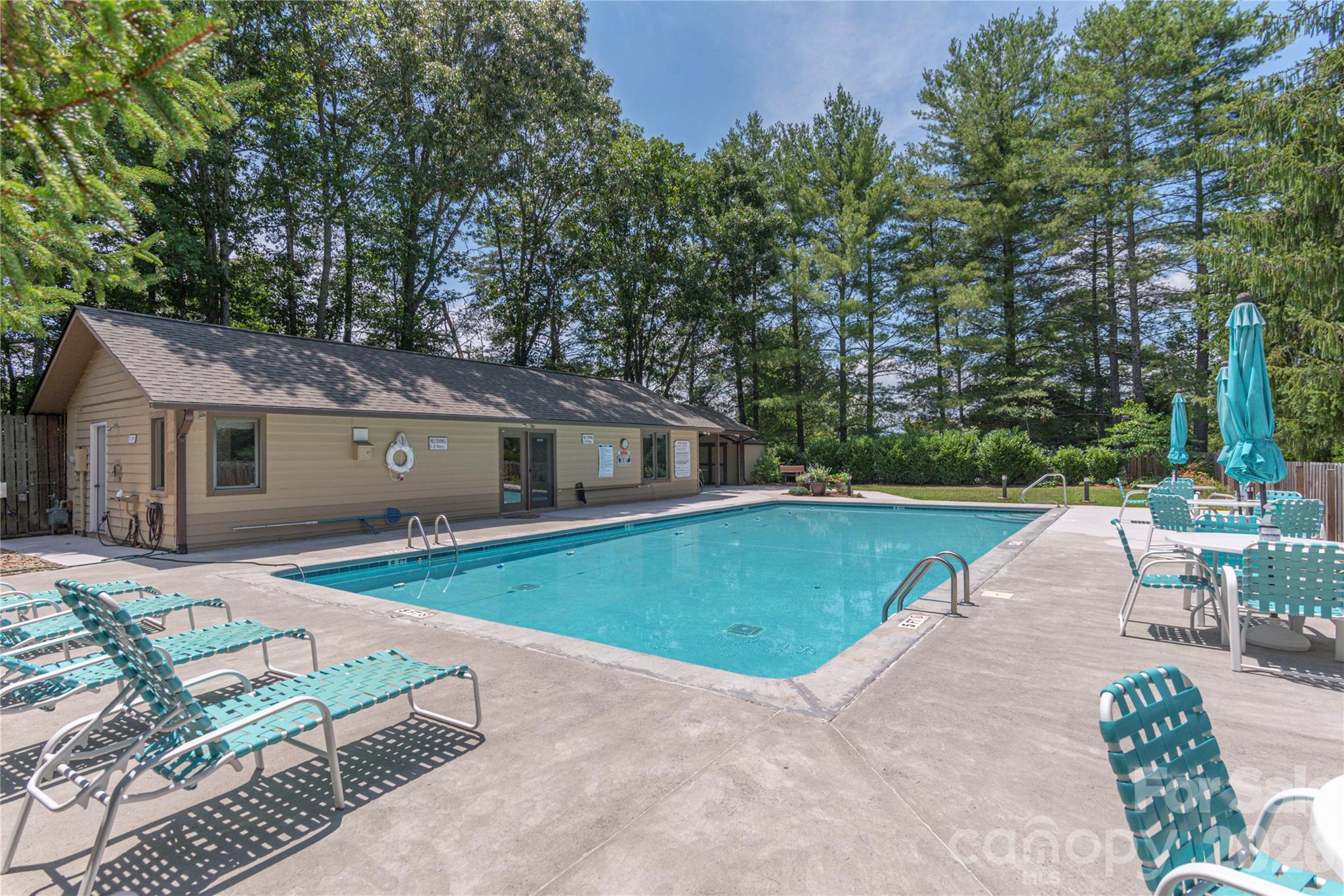 35 Hillcreek Drive Asheville NC 28804