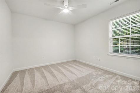 4831 Deanscroft Drive Charlotte NC 28226