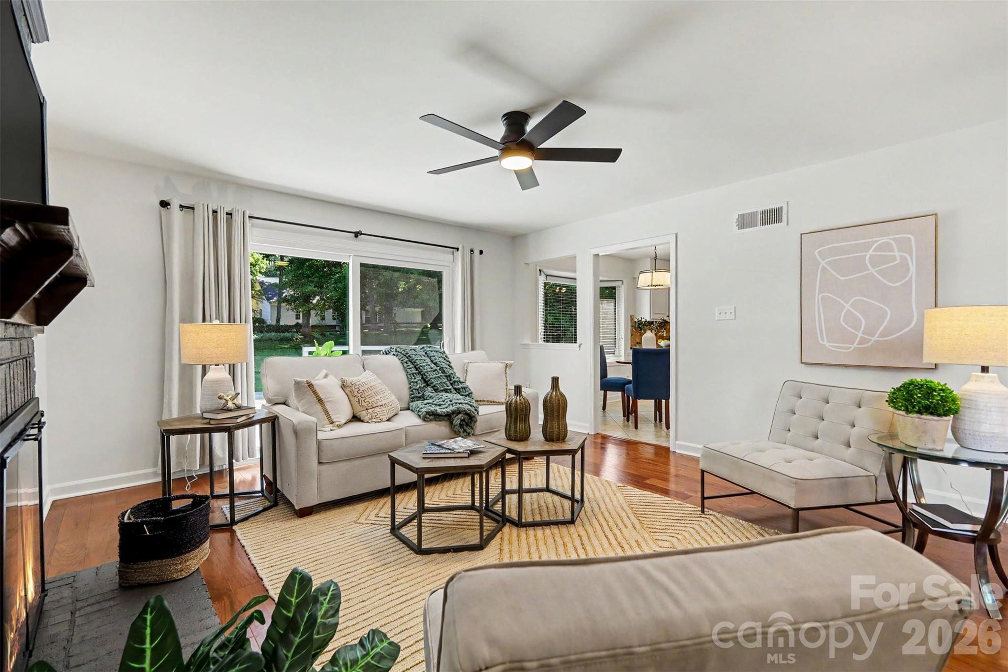 4831 Deanscroft Drive Charlotte NC 28226
