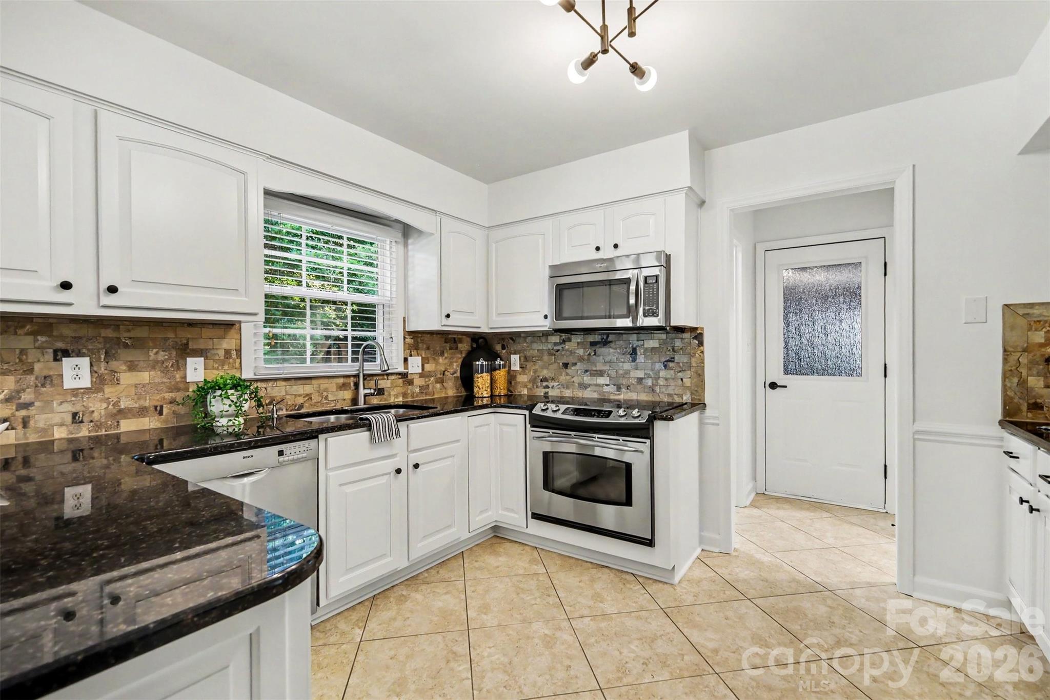 4831 Deanscroft Drive Charlotte NC 28226