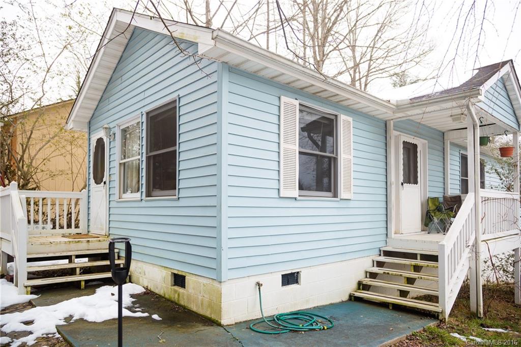 42 Thomas Street Brevard NC 28712