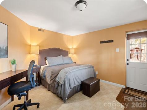 502 Long Shoals Road Arden NC 28704