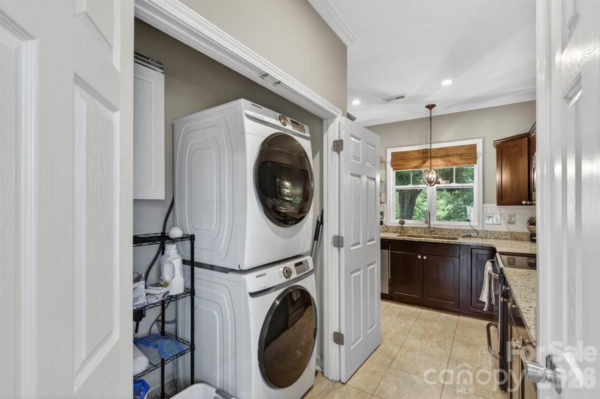 8007 Rolling Meadows Lane Huntersville NC 28078
