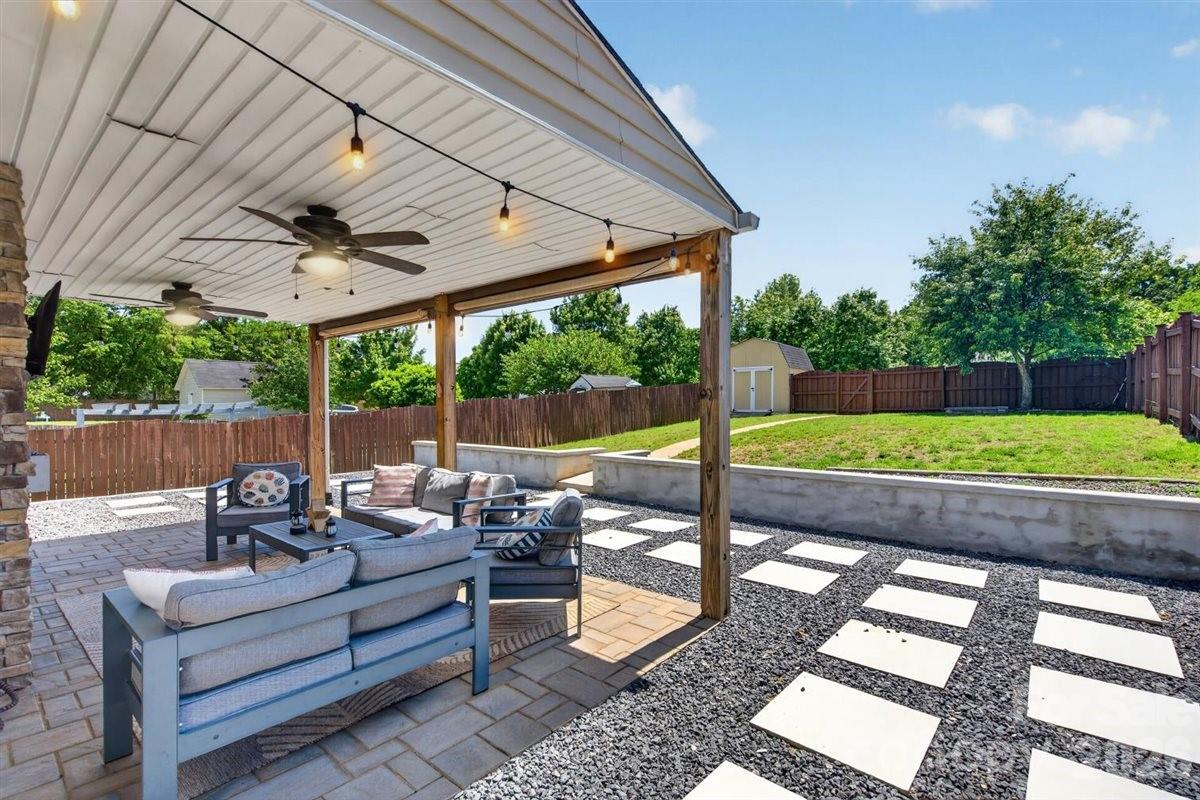 8007 Rolling Meadows Lane Huntersville NC 28078