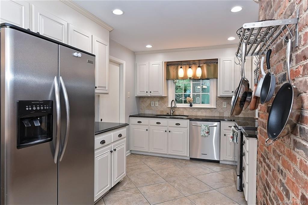 3933 Riverbend Road Charlotte NC 28210