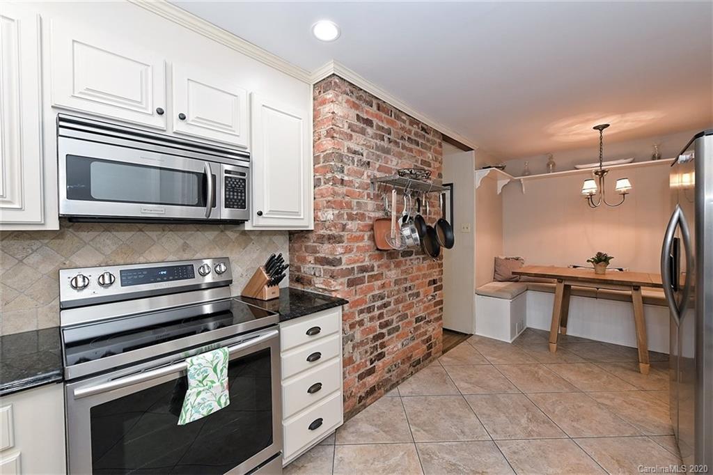 3933 Riverbend Road Charlotte NC 28210