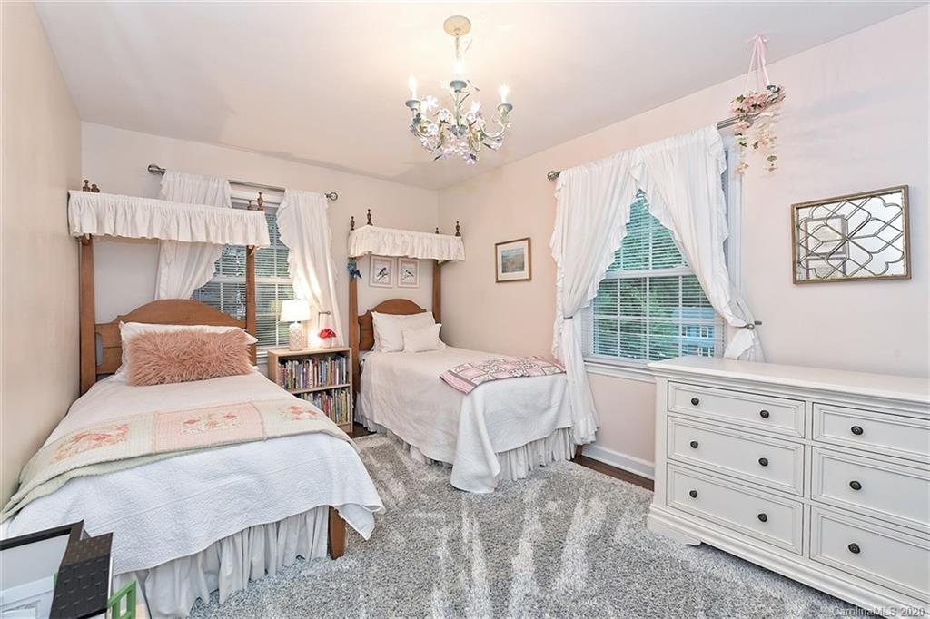 3933 Riverbend Road Charlotte NC 28210