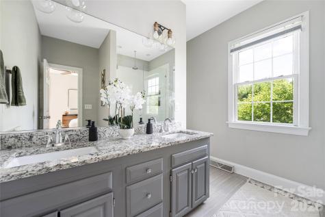 3605 Selwyn Farms Lane Charlotte NC 28209