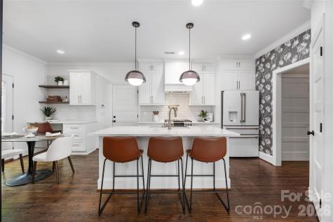 3605 Selwyn Farms Lane Charlotte NC 28209