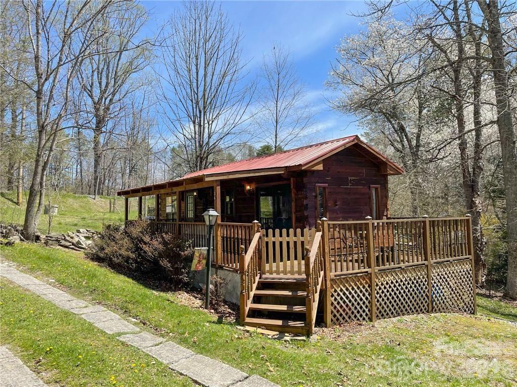 36 Luther Franklin Lane Newland NC 28657