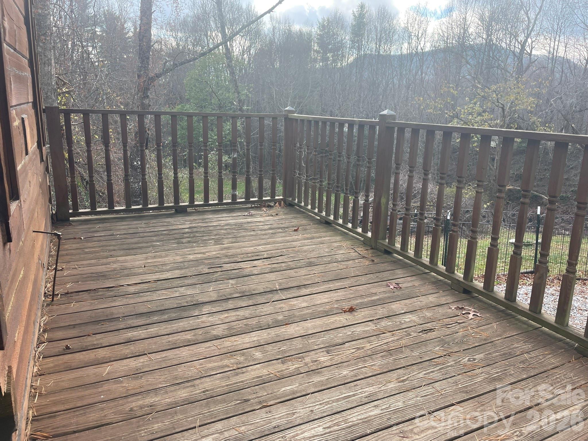 36 Luther Franklin Lane Newland NC 28657