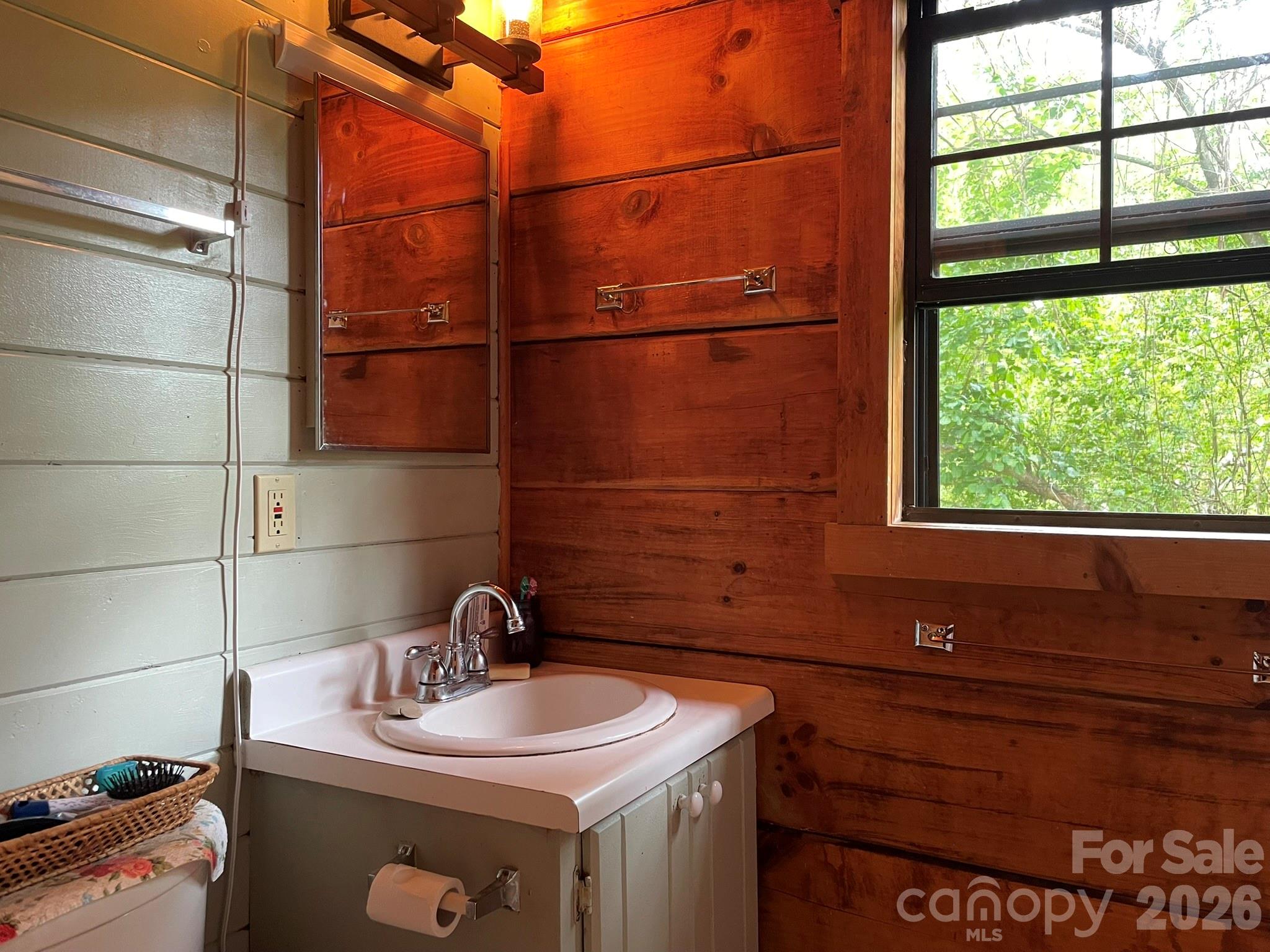 36 Luther Franklin Lane Newland NC 28657