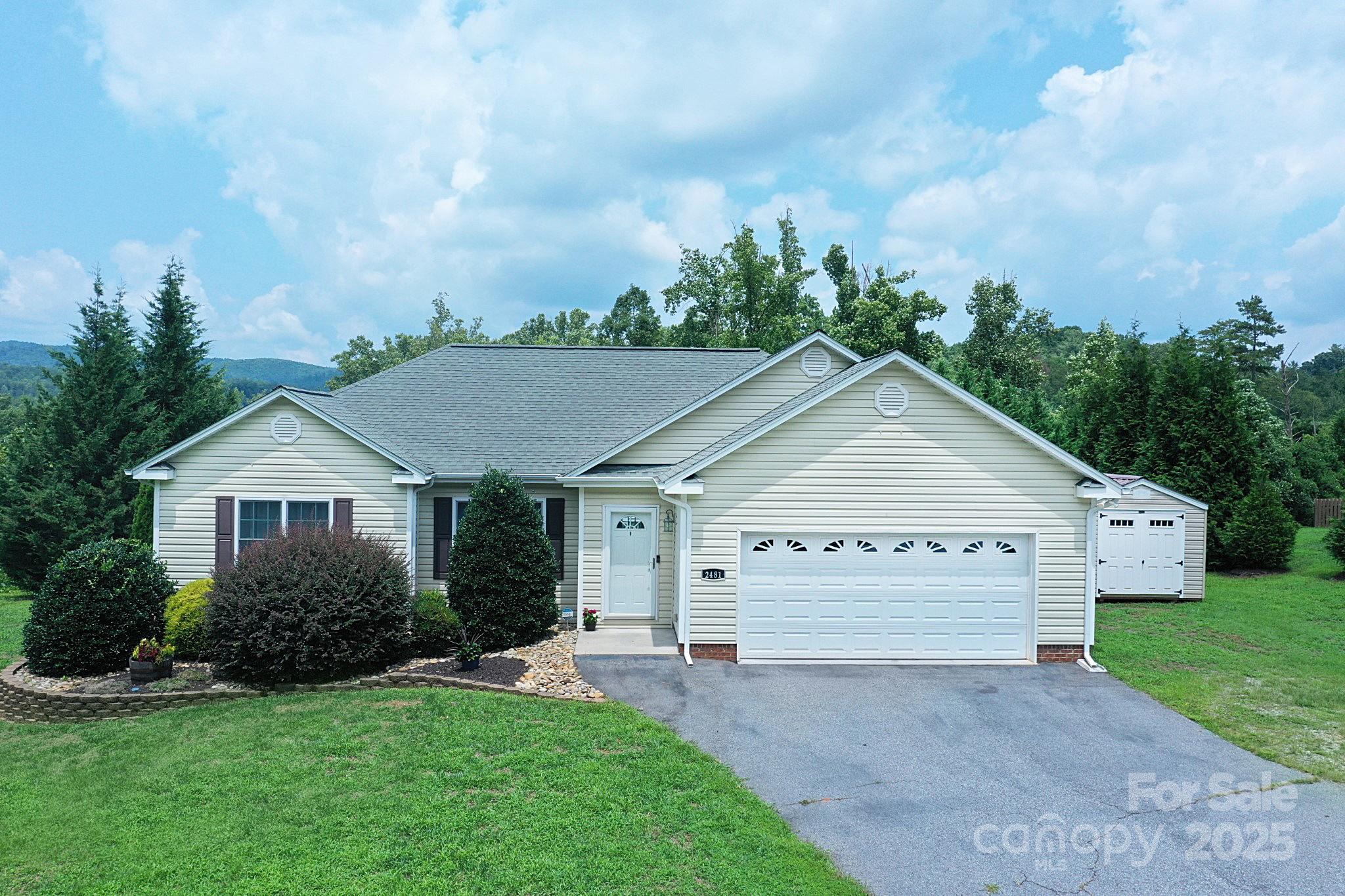 2481 Taylorsville Road Lenoir NC 28645