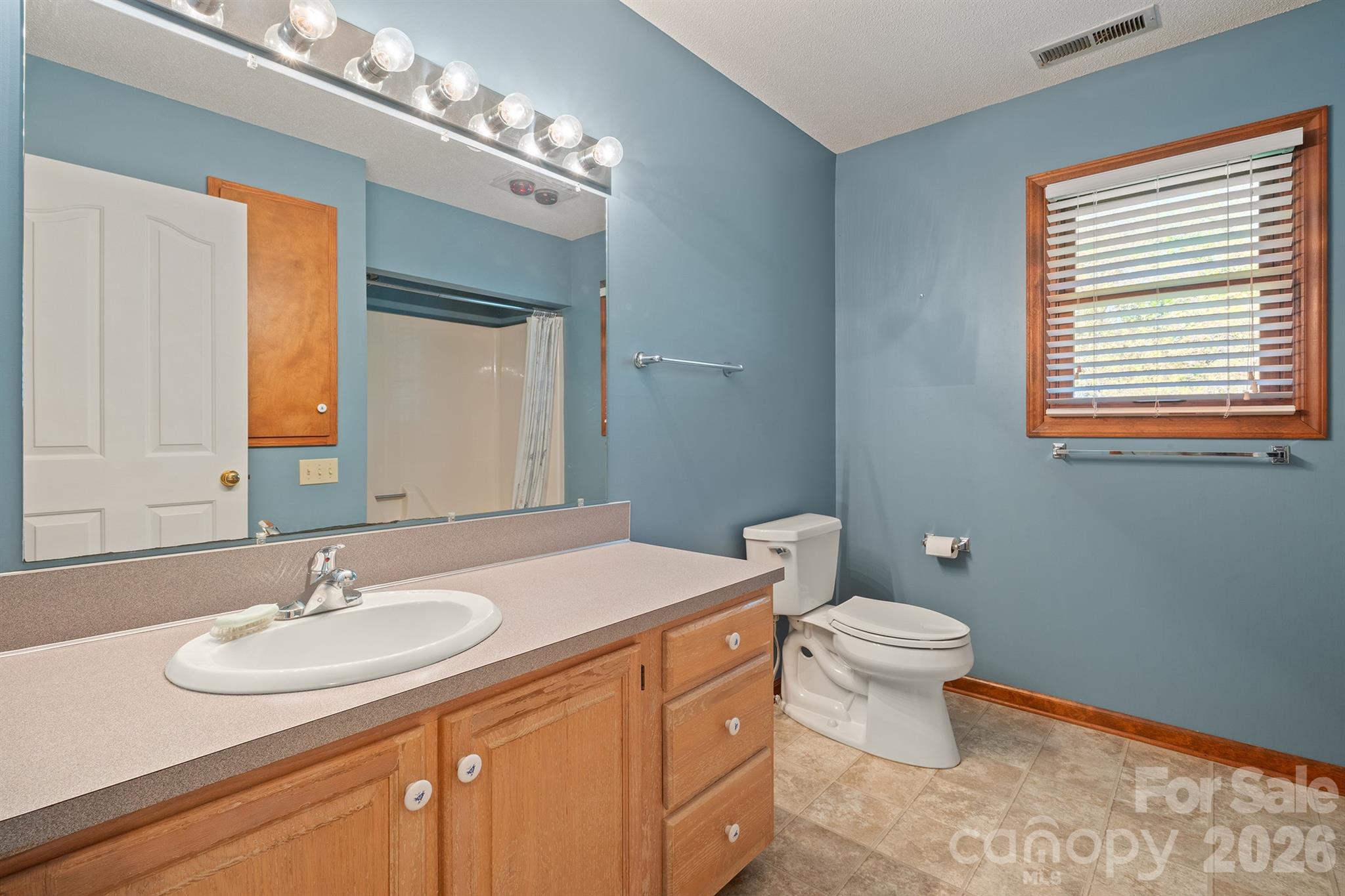 725 Sunridge Drive Lincolnton NC 28092