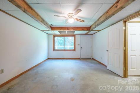 725 Sunridge Drive Lincolnton NC 28092