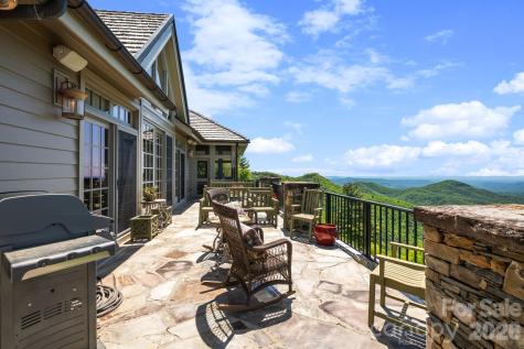 1938 Main Street Blowing Rock NC 28605