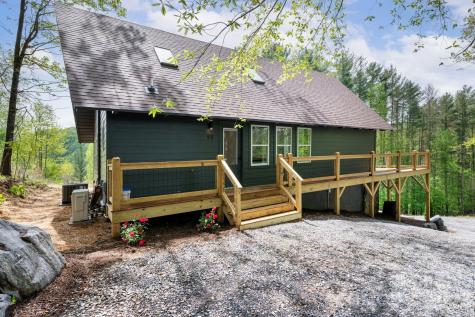 93 Horse Ring Drive Burnsville NC 28714