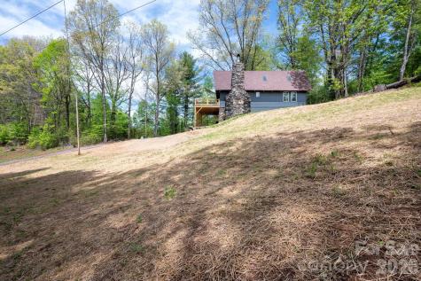 93 Horse Ring Drive Burnsville NC 28714