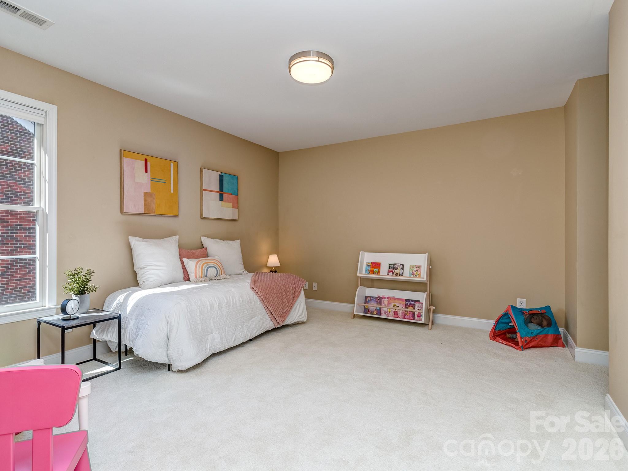 614 Ashgrove Lane Charlotte NC 28270