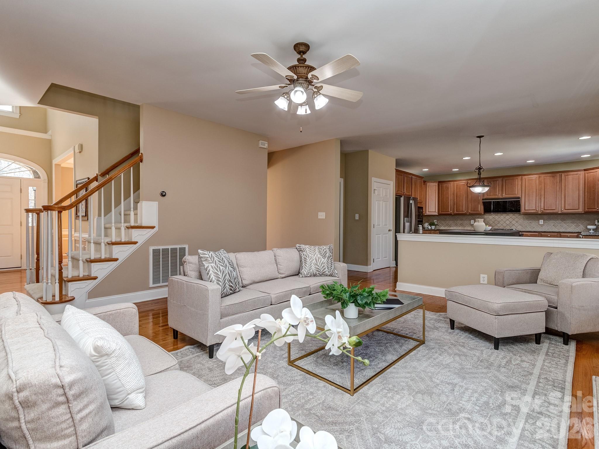 614 Ashgrove Lane Charlotte NC 28270