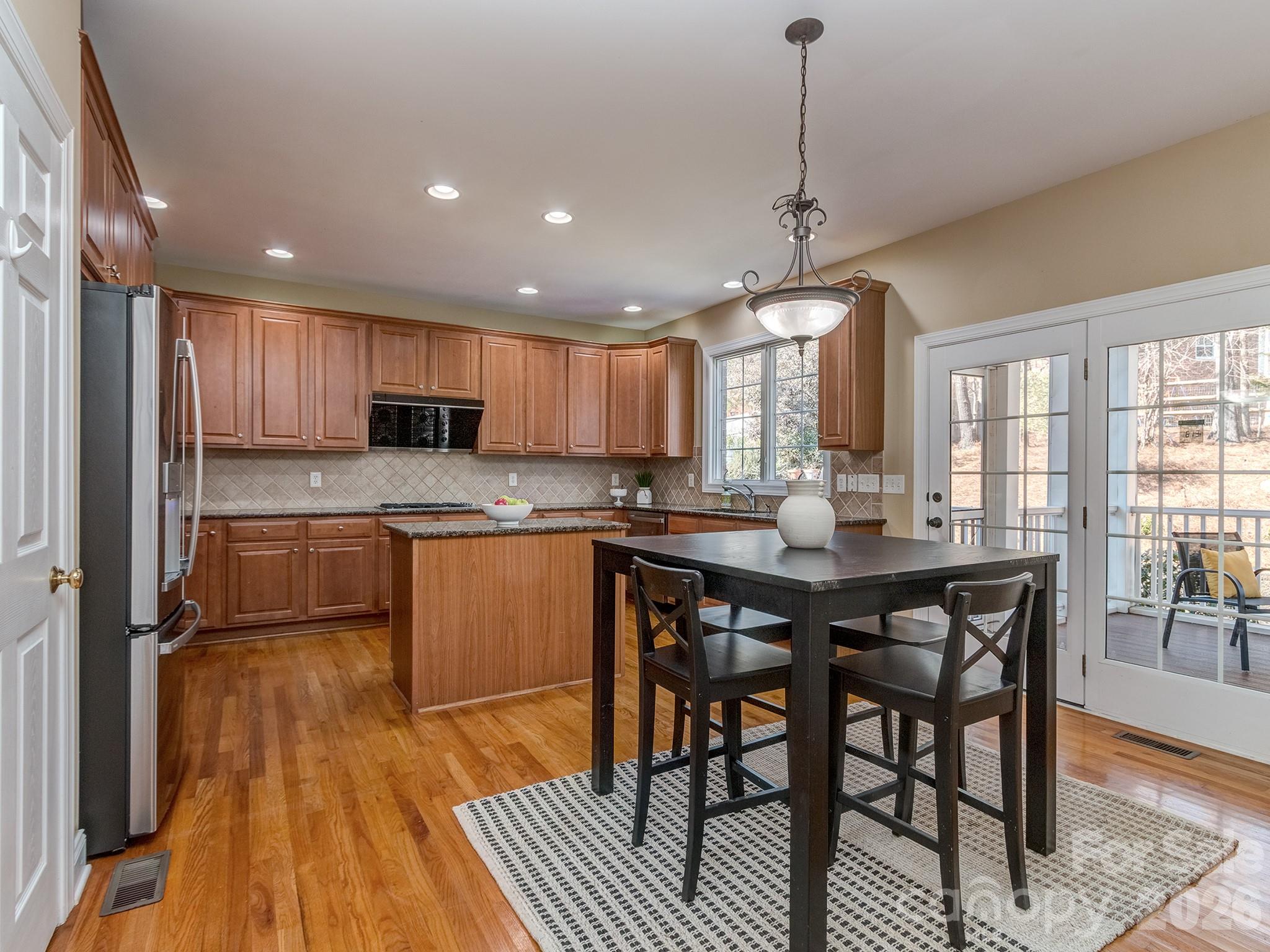 614 Ashgrove Lane Charlotte NC 28270