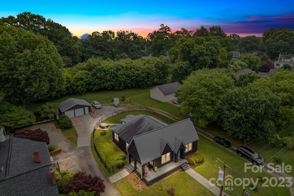 147 W Park Avenue Mooresville NC 28115