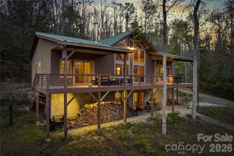 163 Bear Track Lane Vilas NC 28692
