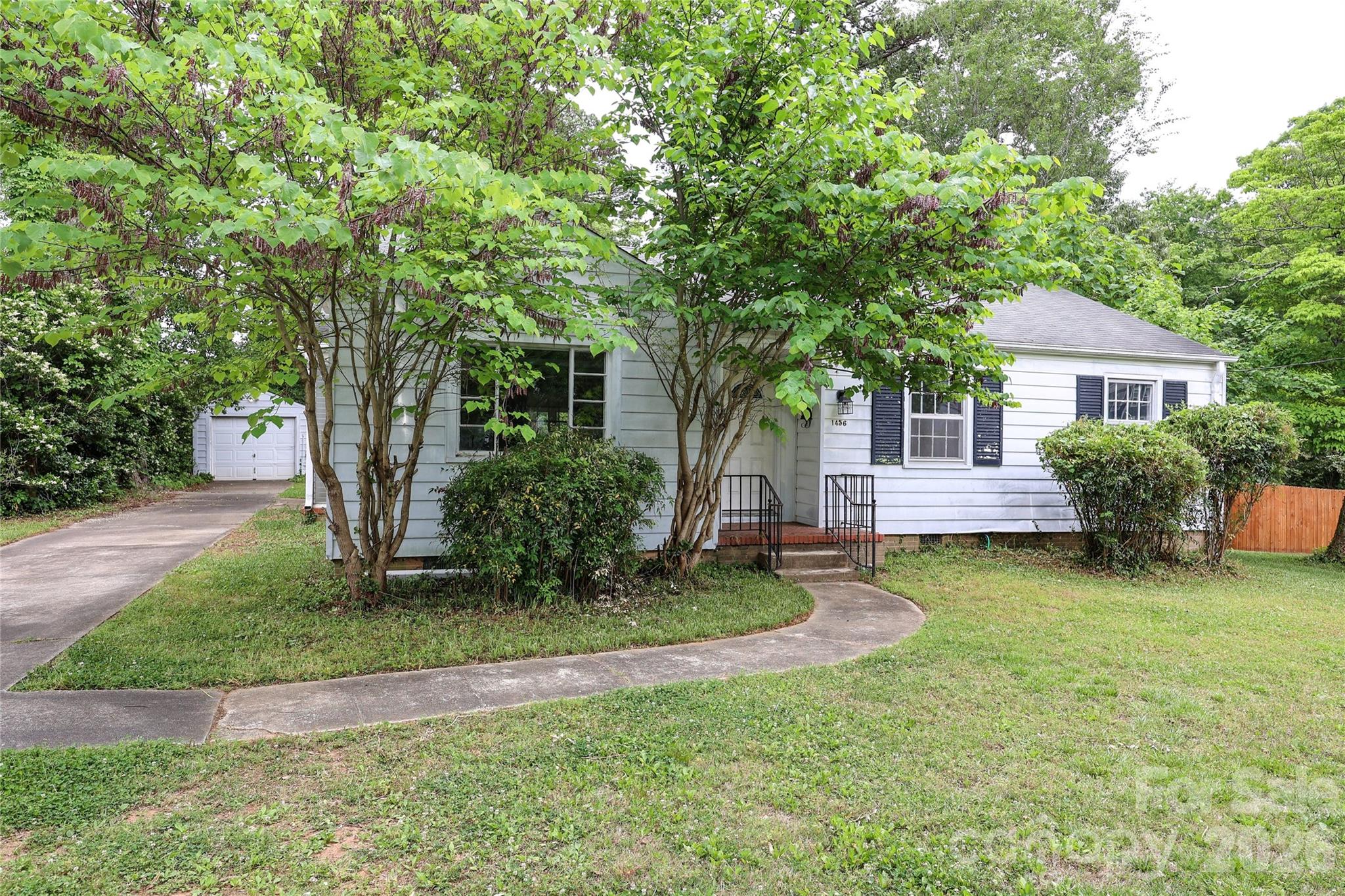 1456 Briar Creek Road Charlotte NC 28205
