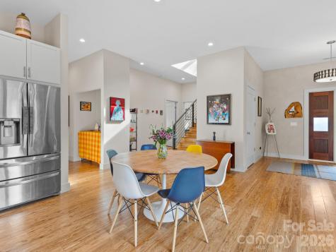 46 Pinecroft Road Asheville NC 28804