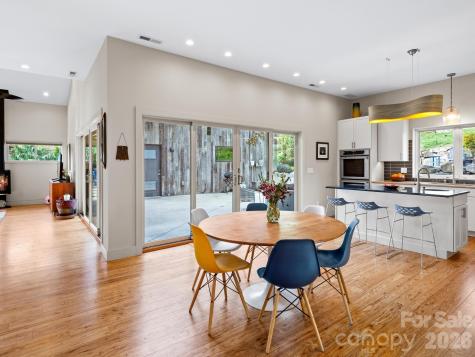 46 Pinecroft Road Asheville NC 28804