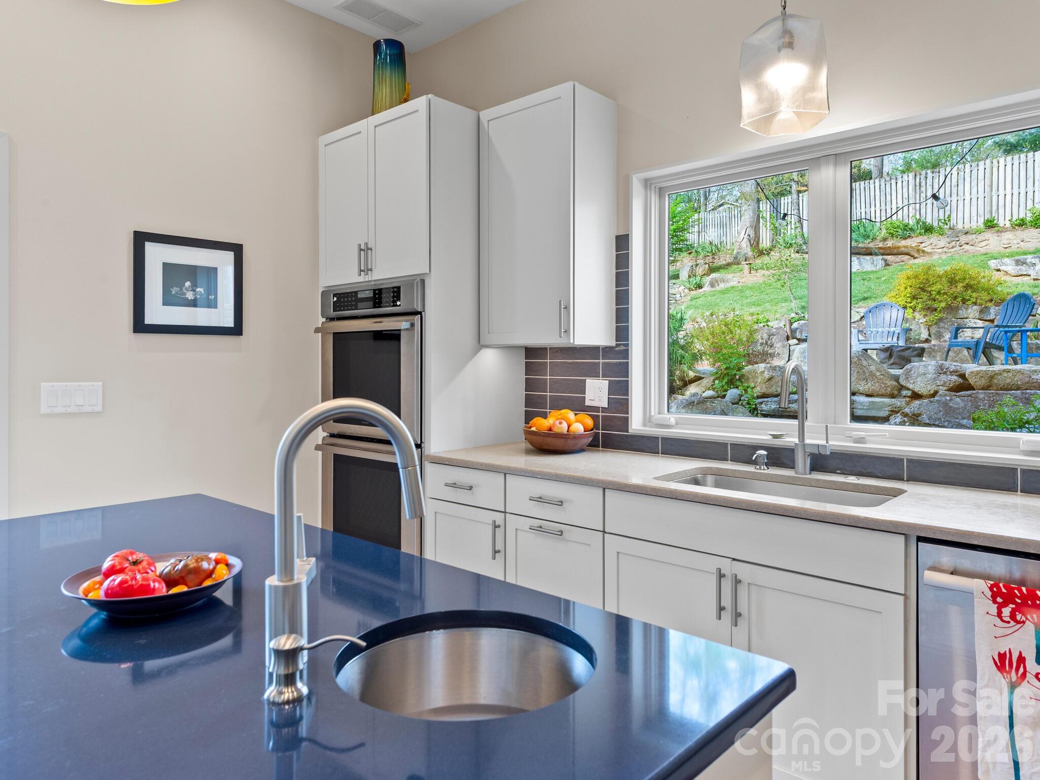 46 Pinecroft Road Asheville NC 28804