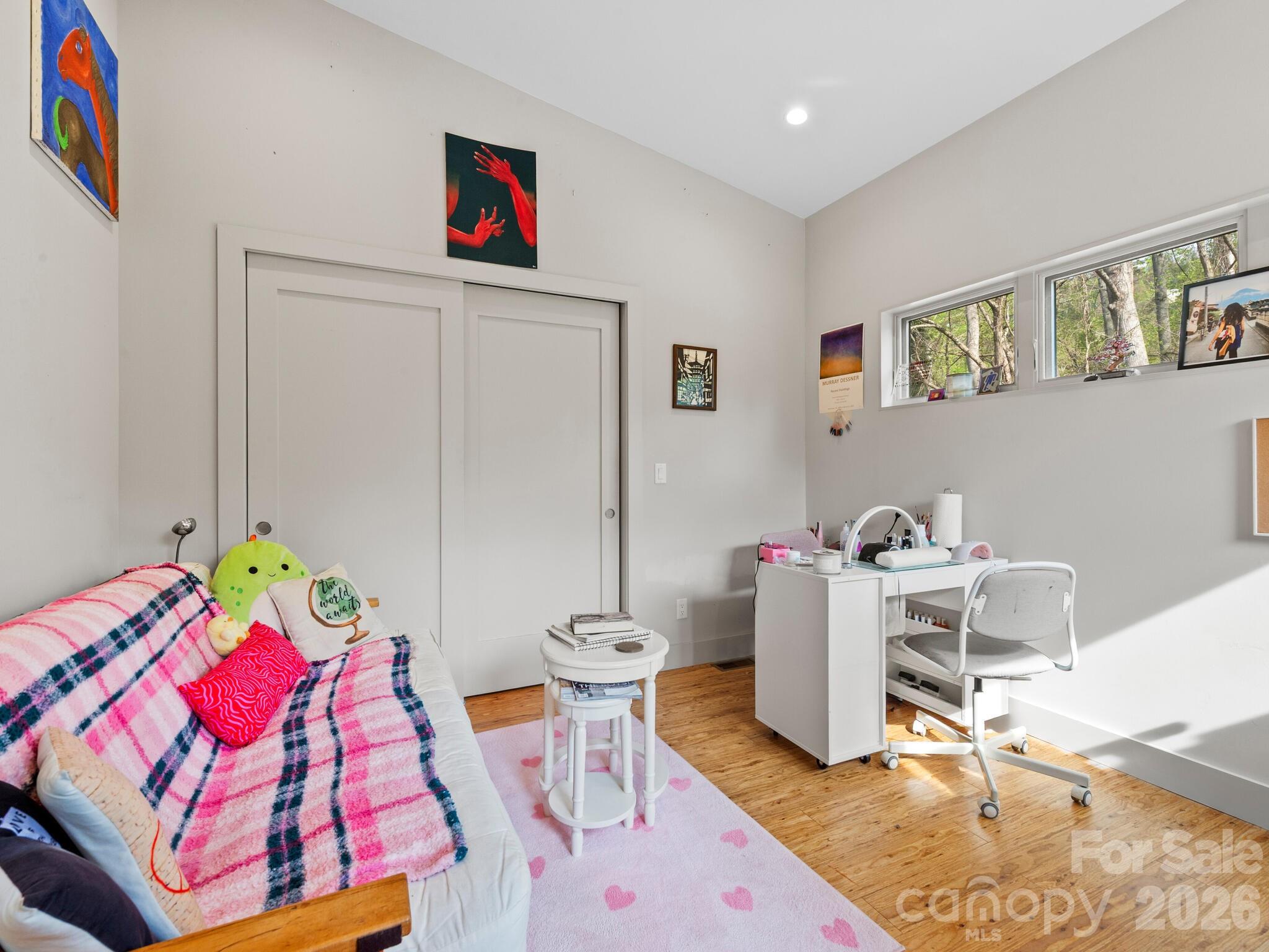 46 Pinecroft Road Asheville NC 28804