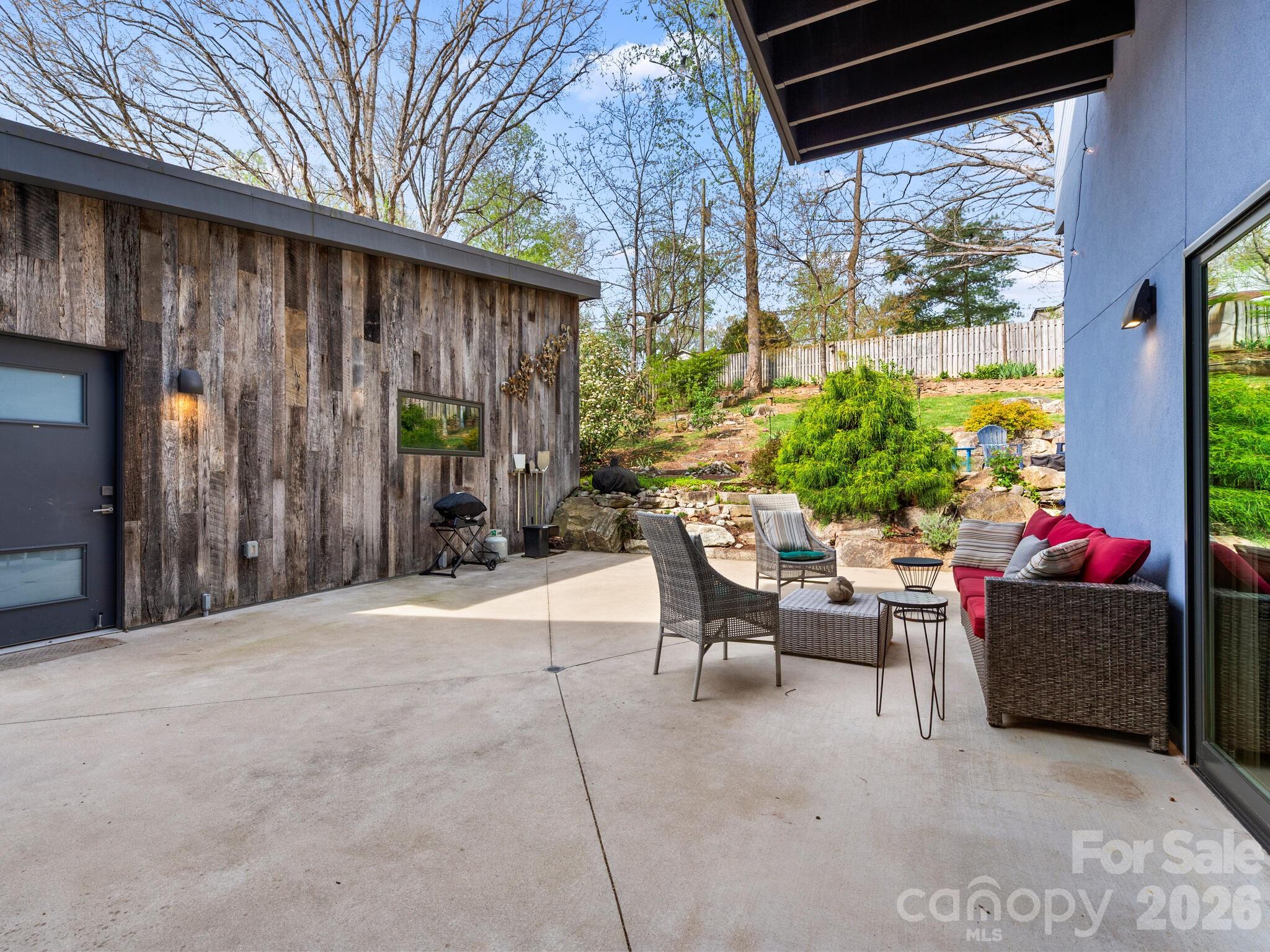 46 Pinecroft Road Asheville NC 28804
