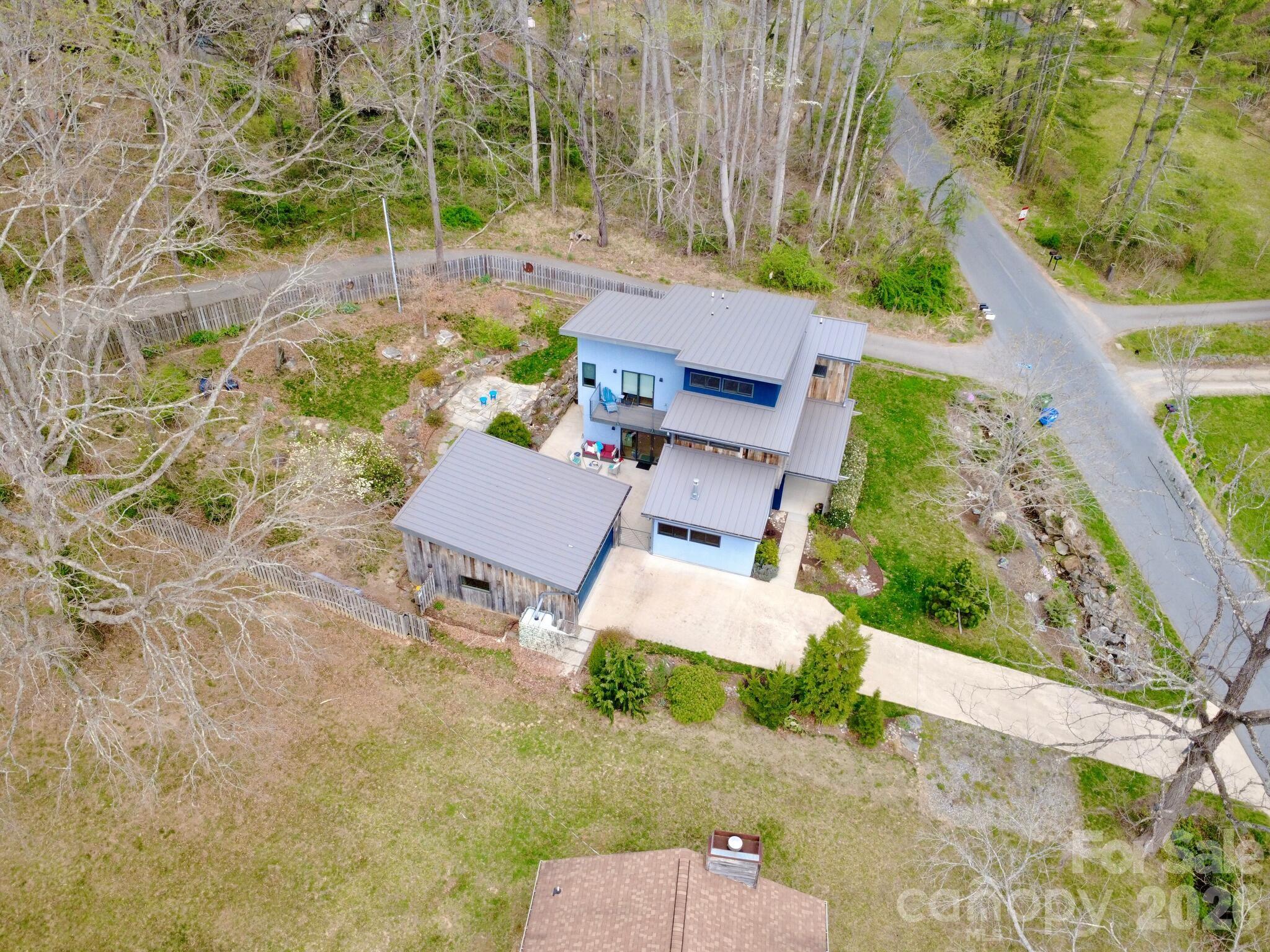 46 Pinecroft Road Asheville NC 28804