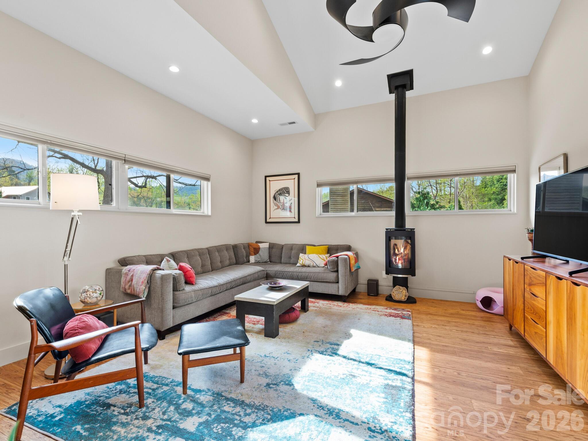 46 Pinecroft Road Asheville NC 28804