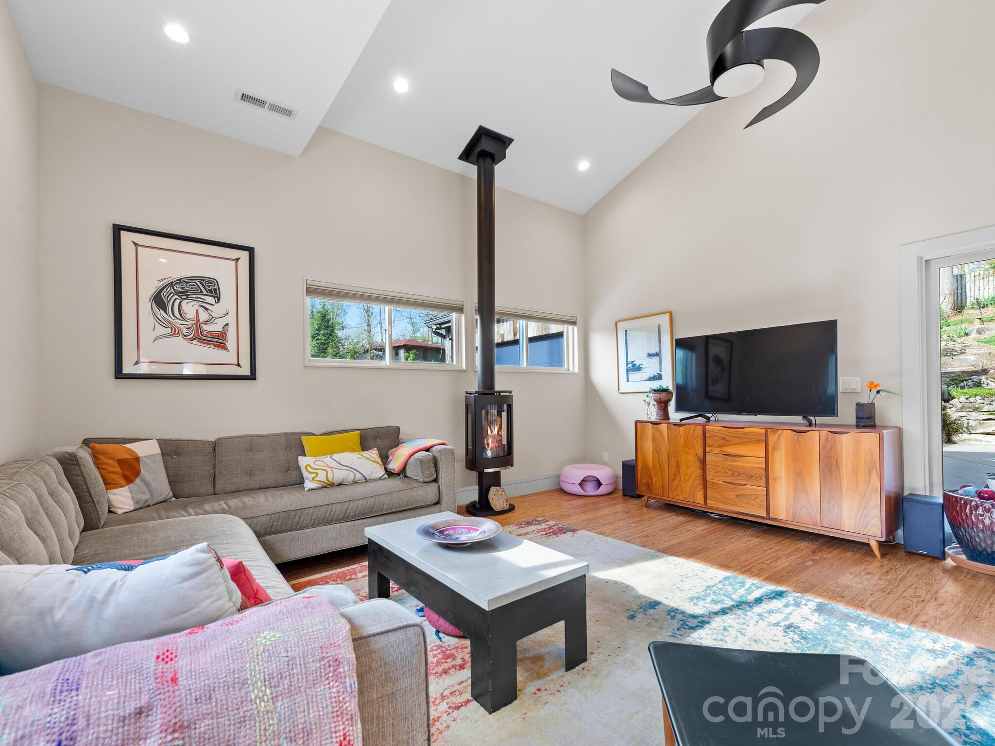 46 Pinecroft Road Asheville NC 28804