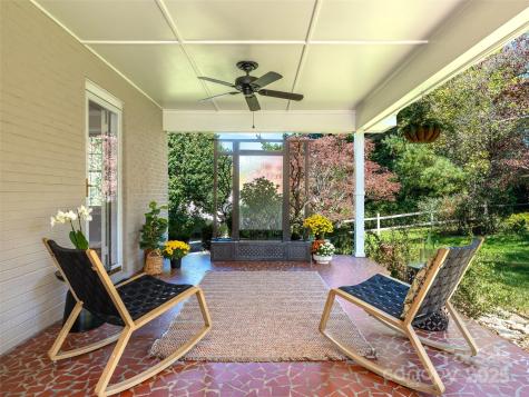 17 Sunset Drive Weaverville NC 28787