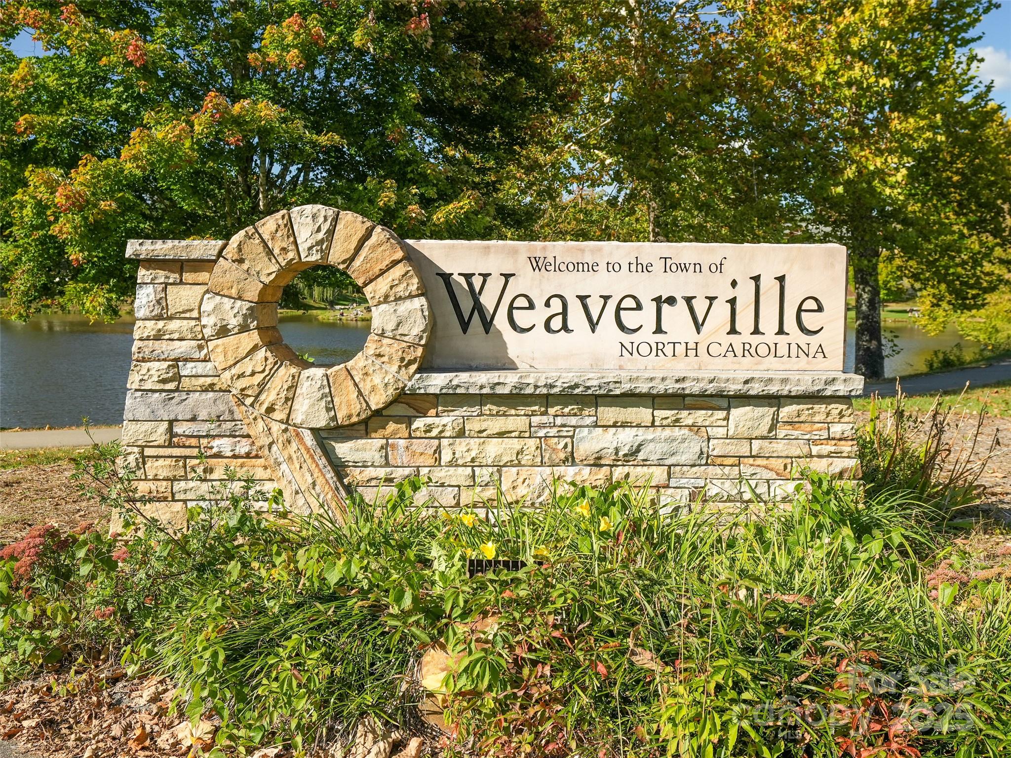 17 Sunset Drive Weaverville NC 28787