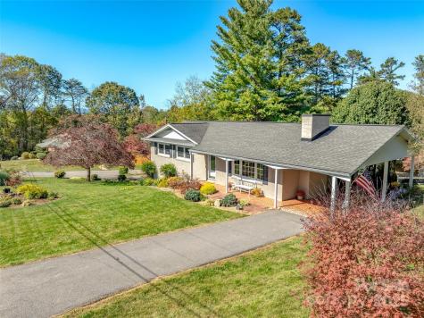 17 Sunset Drive Weaverville NC 28787
