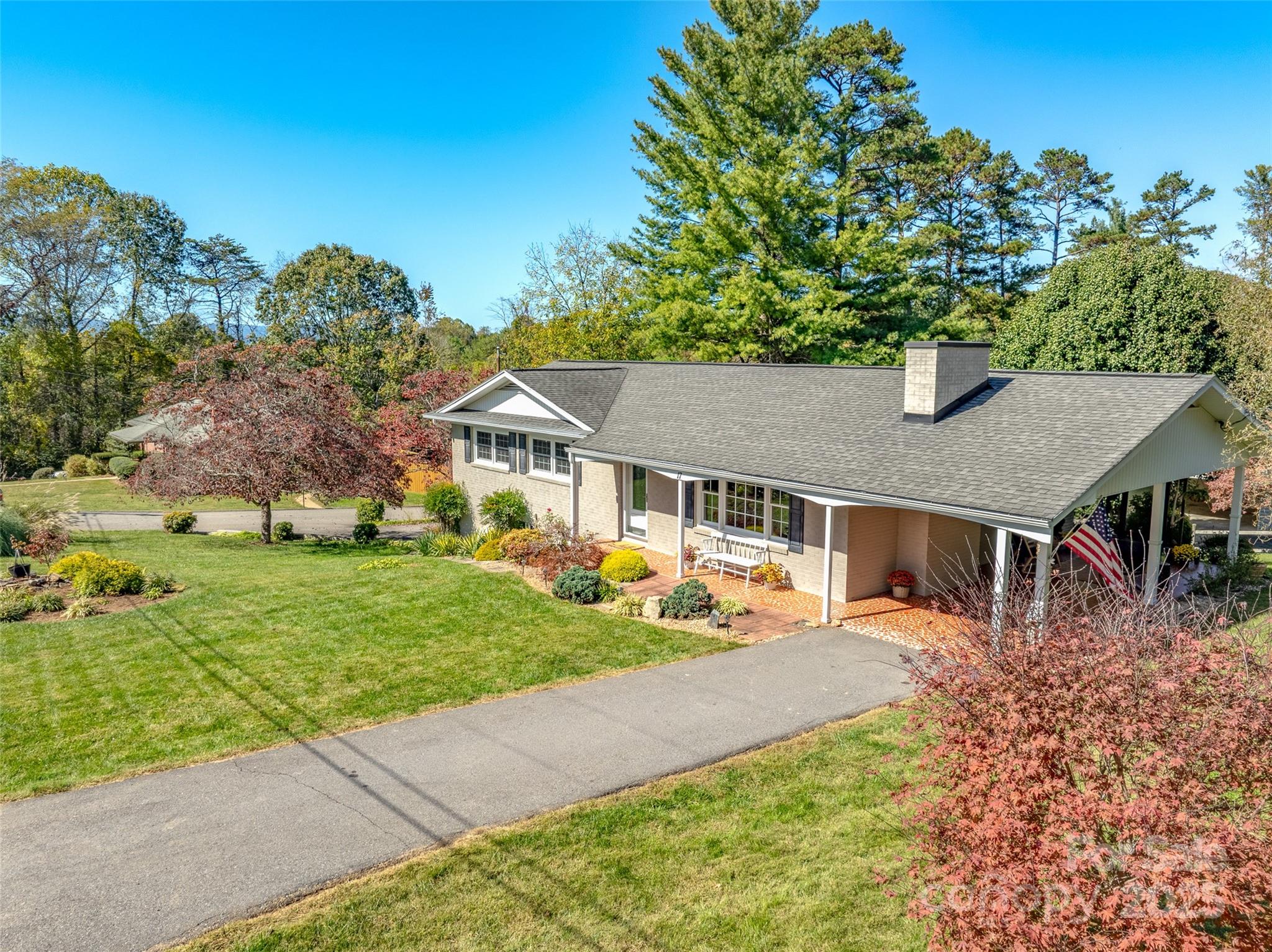 17 Sunset Drive Weaverville NC 28787