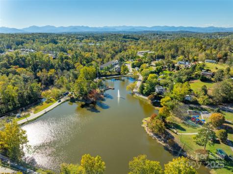 17 Sunset Drive Weaverville NC 28787