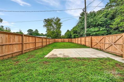 231 Hoskins Avenue Drive Charlotte NC 28208