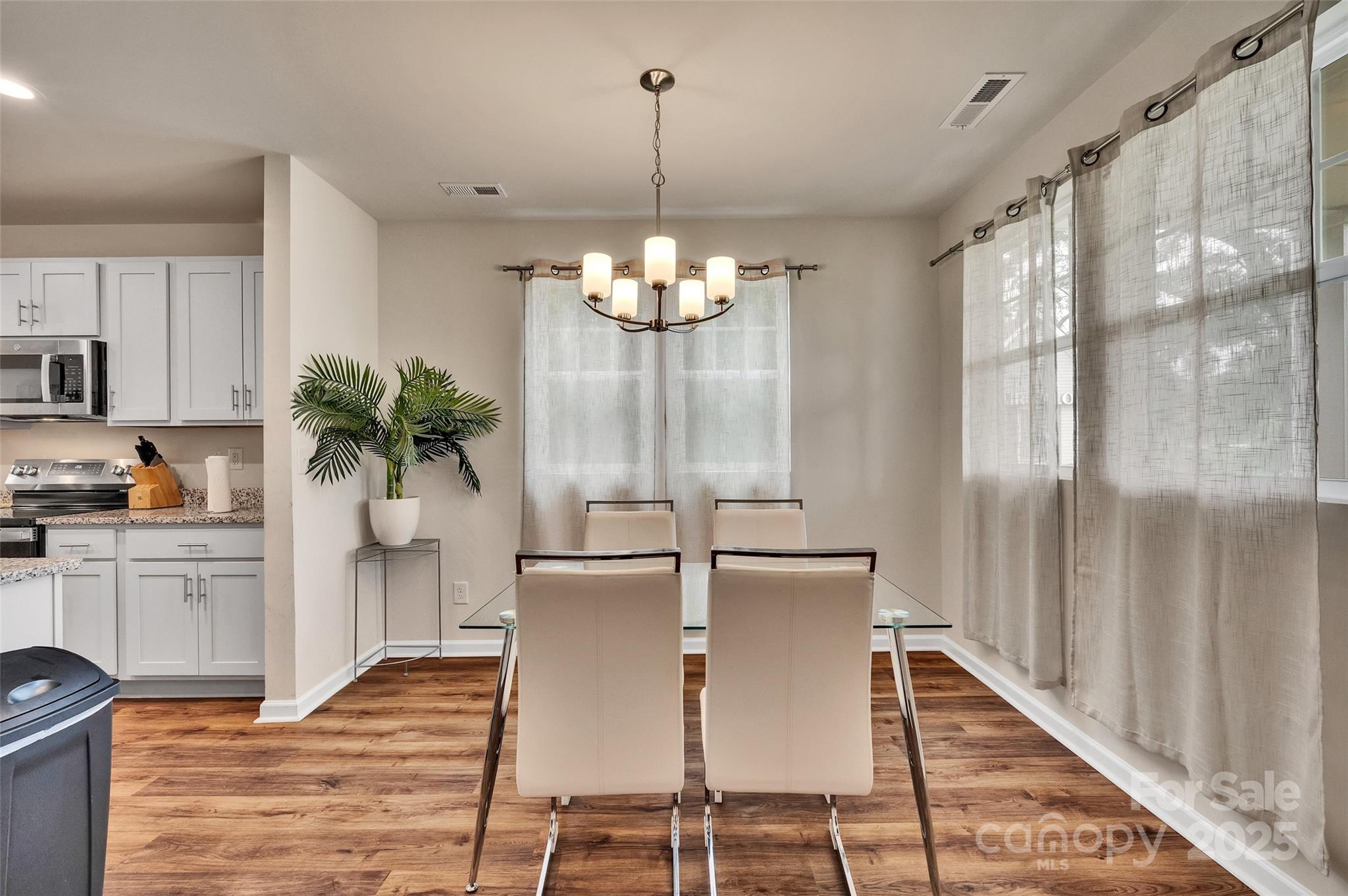 231 Hoskins Avenue Drive Charlotte NC 28208