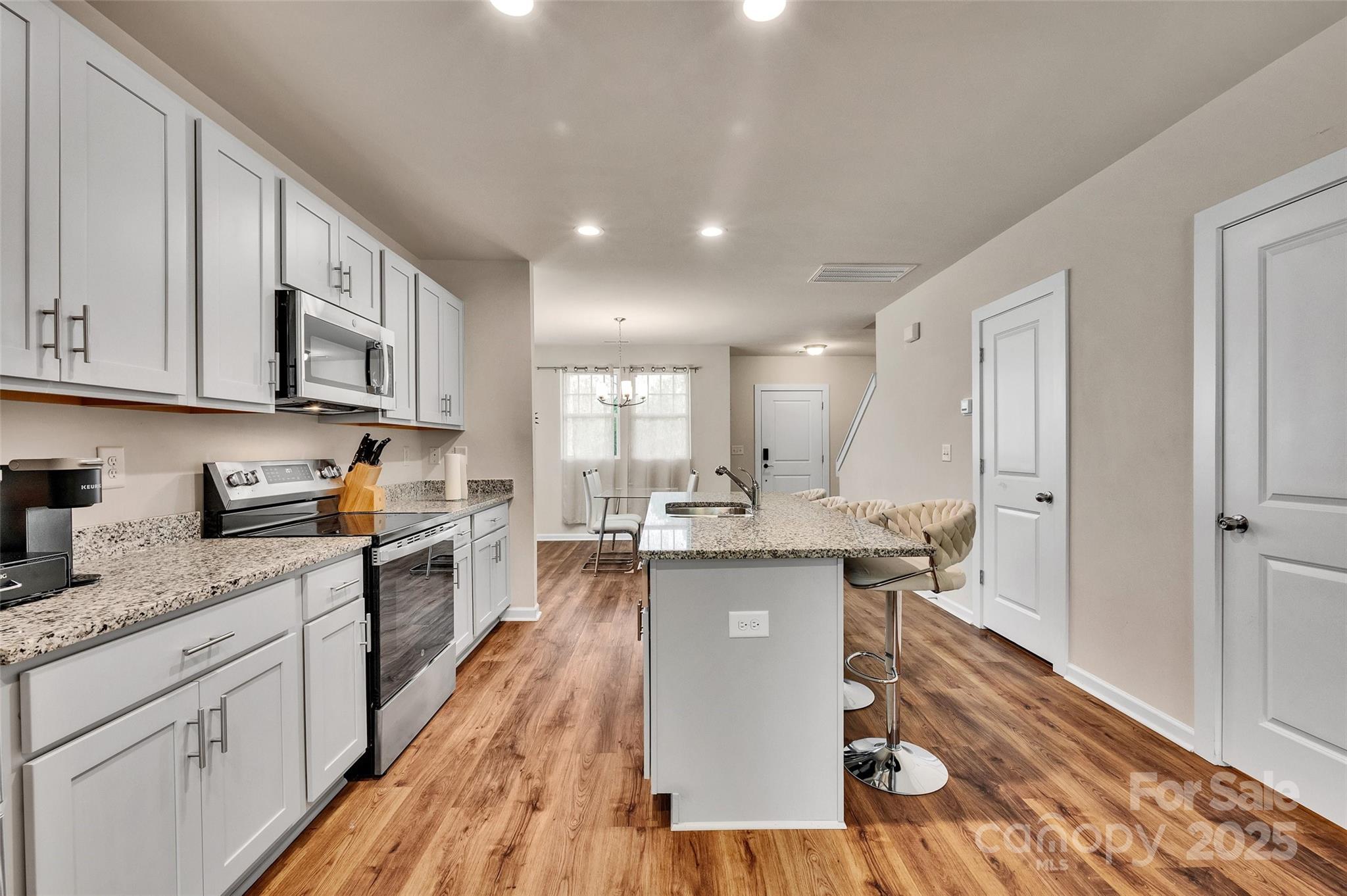231 Hoskins Avenue Drive Charlotte NC 28208