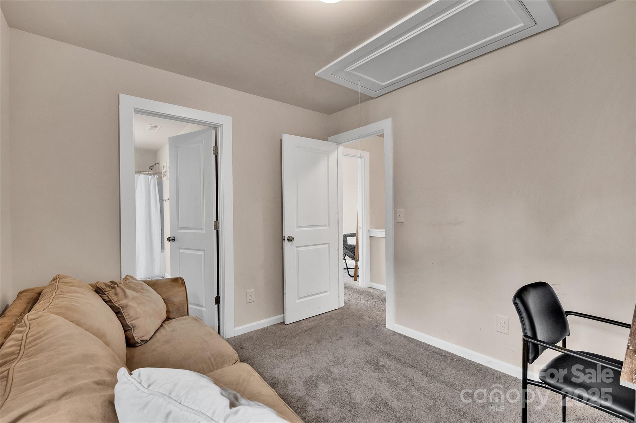 231 Hoskins Avenue Drive Charlotte NC 28208