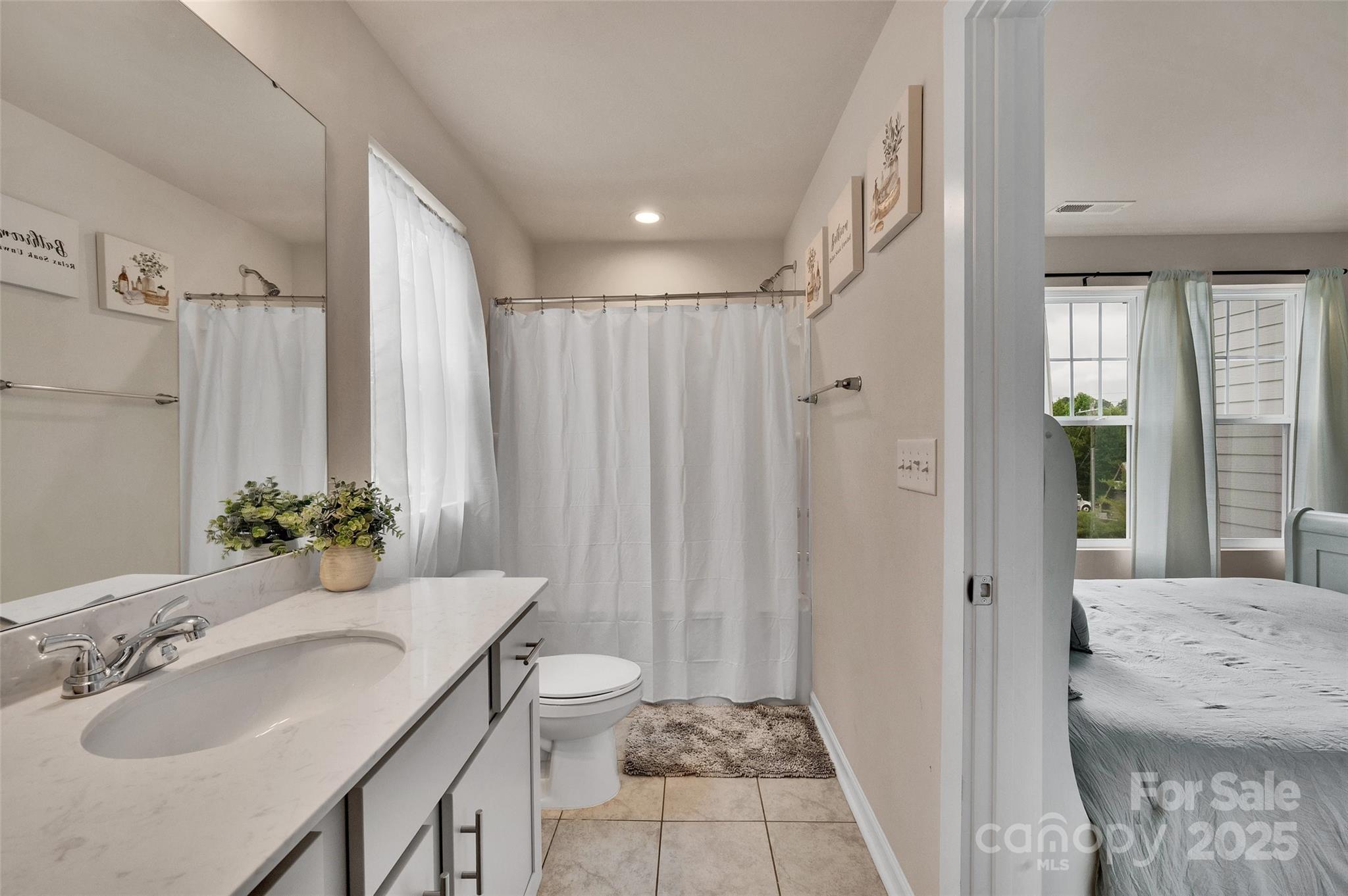 231 Hoskins Avenue Drive Charlotte NC 28208